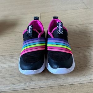 Skechers sneakers toddler girl size 9C used once